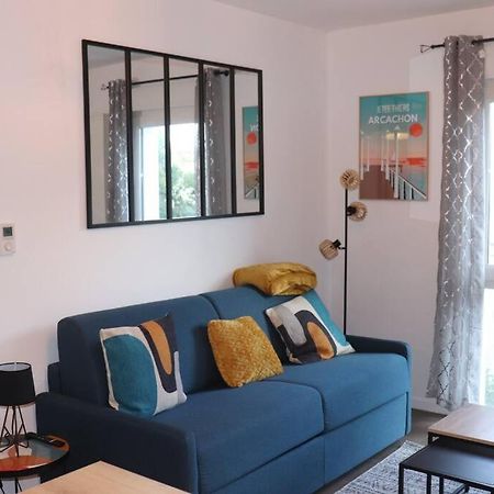 Apartament Les Cedres -Tram A 50 Metres, Bordeaux A 5 Minutes, Parking Cenon Zewnętrze zdjęcie